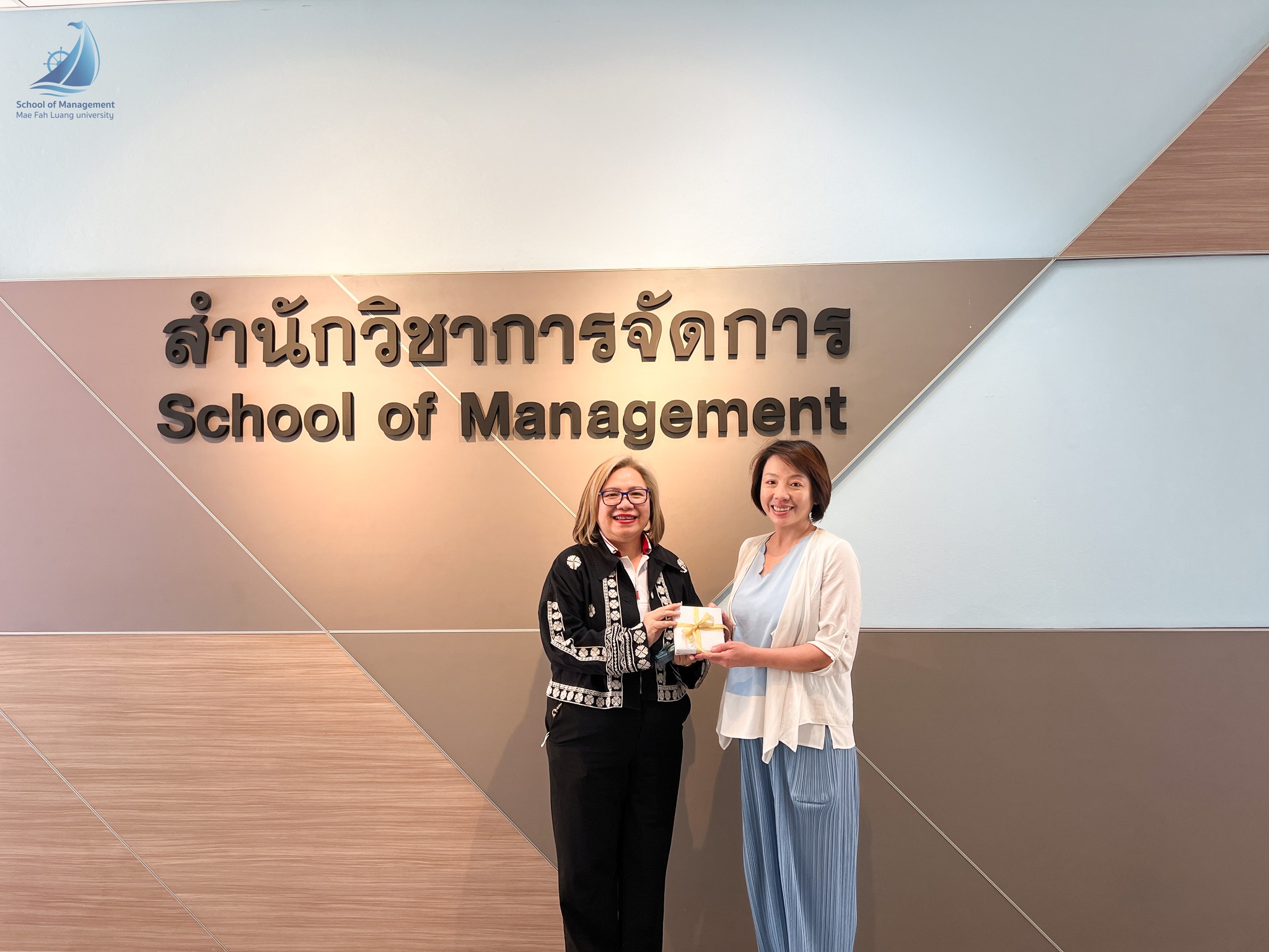 Asst.Prof.Dr. Ying-Chan  Liu จากภาควิชาเศรษฐศาสตร์ มหาวิทยาลัย National Chi Nan University ไต้หวัน ได้เข้าพบคณบดีสำนักวิชาการจัดการ มหาวิทยาลัยแม่ฟ้าหลวง