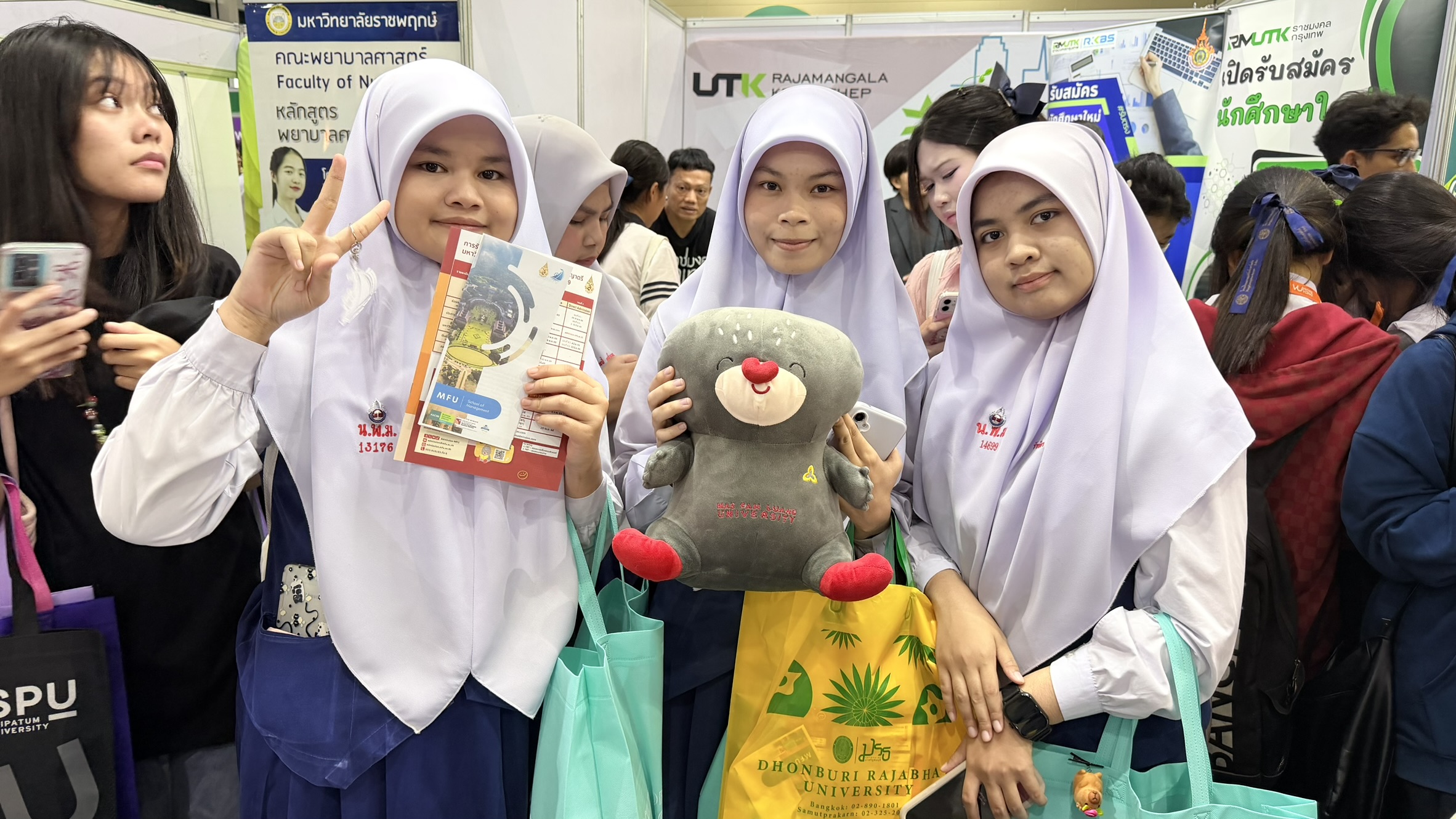 The School of Management, Mae Fah Luang University (MFU), participated in the 