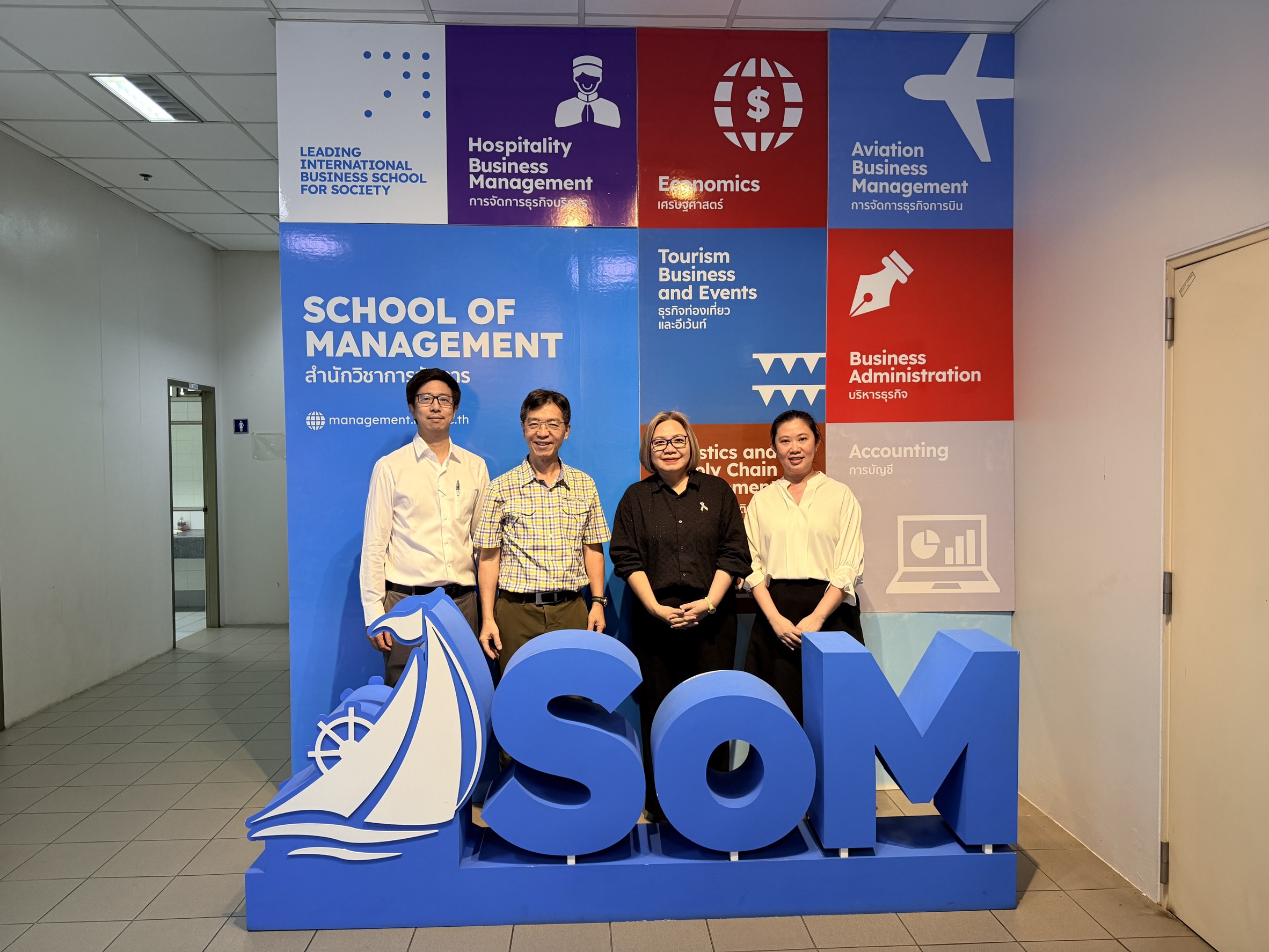  welcomed Associate Professor Liang Yung Kuei