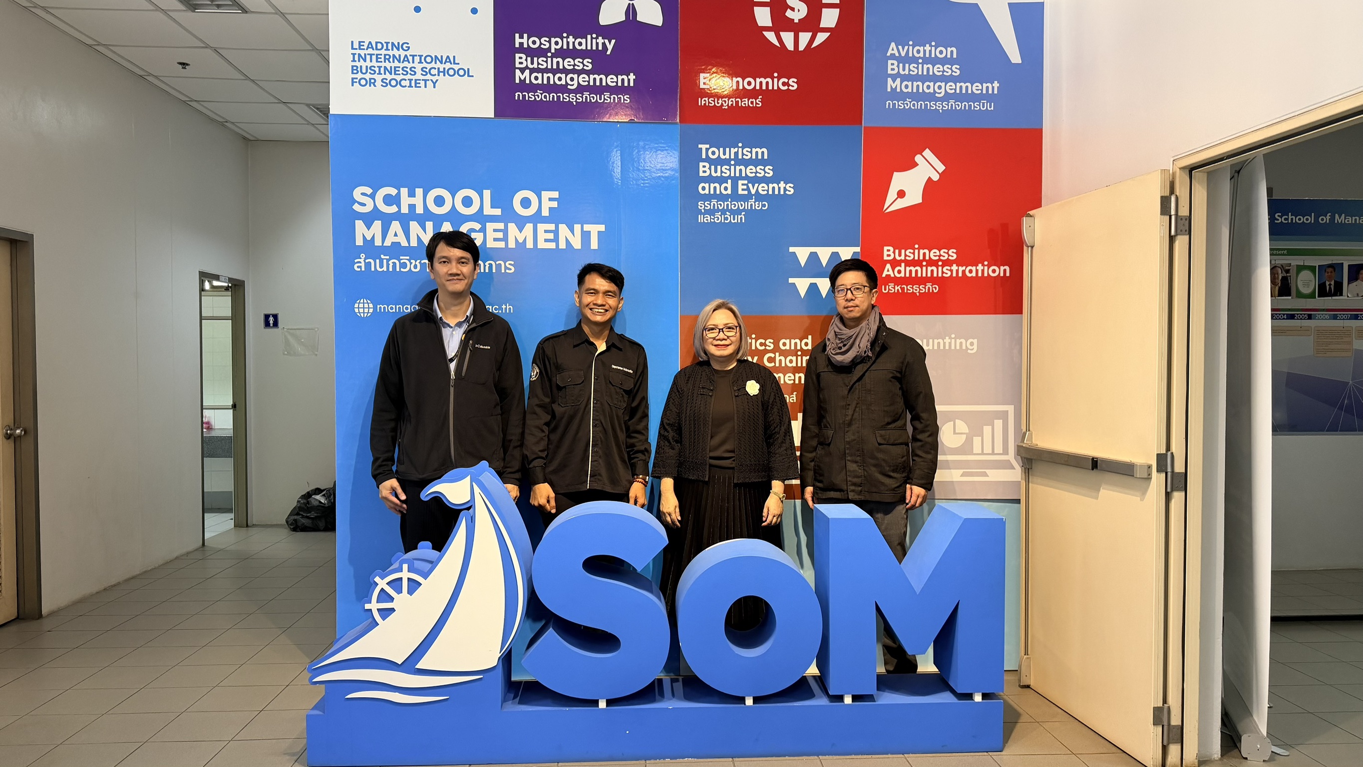 Visiting Sholars Dr. Sutrisno ตำแหน่ง Assistant Professor at Mathematics Department จาก Faculty of Science and Mathematics Diponegoro University, Indonesia